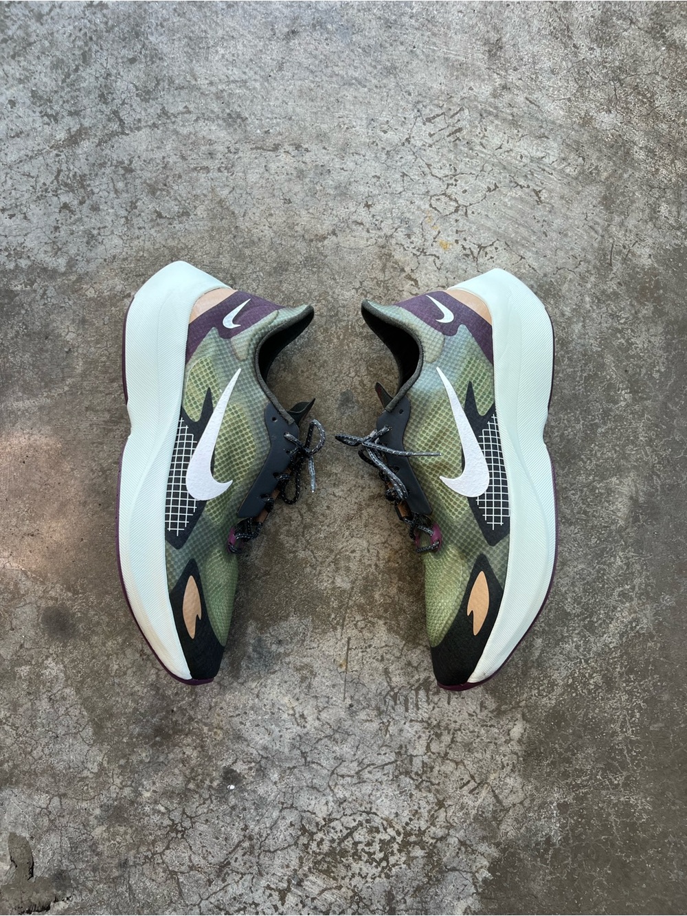 Nike Zoom Fly 3 Ekiden Pack Running Shoes Men's 11.5 Green Purple